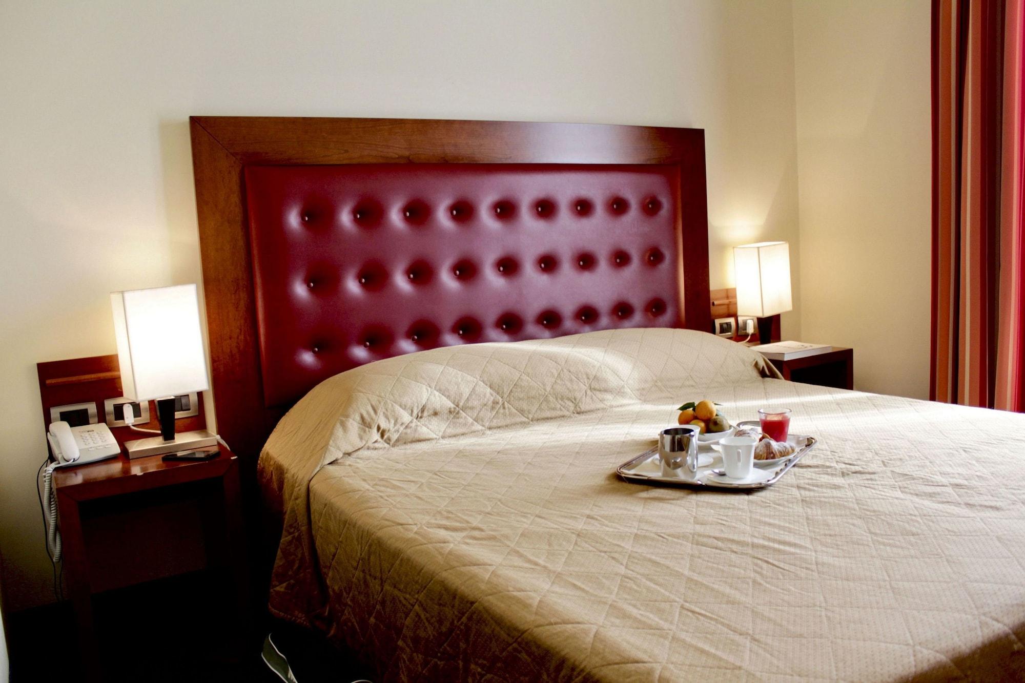 Santa Caterina Park Hotel Sarzana Exteriör bild