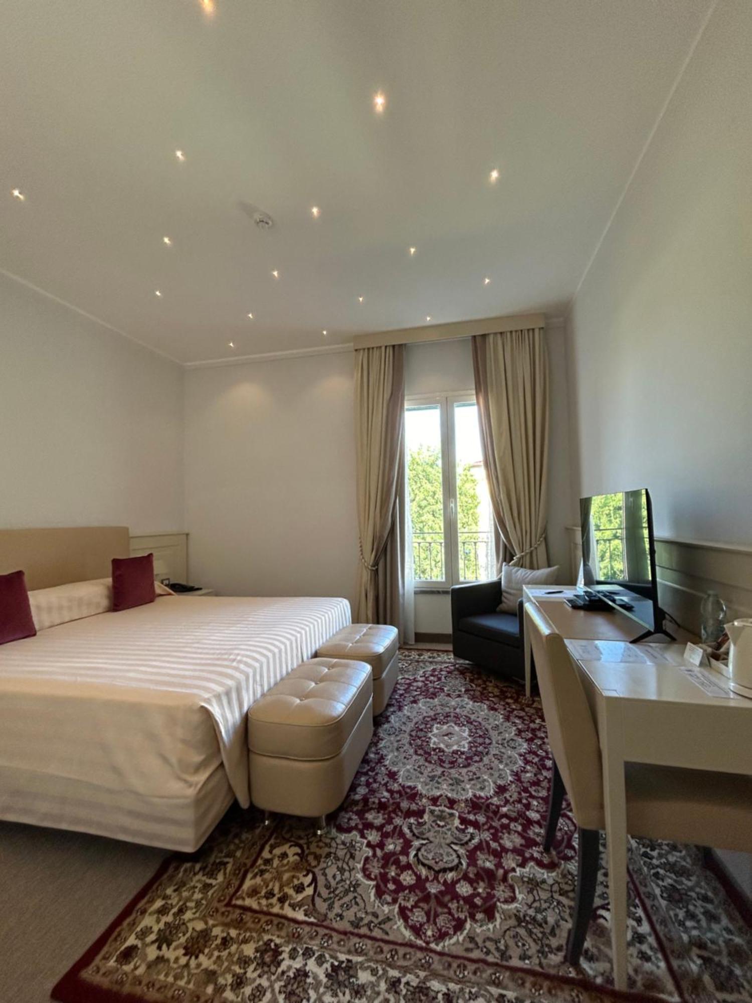 Santa Caterina Park Hotel Sarzana Exteriör bild