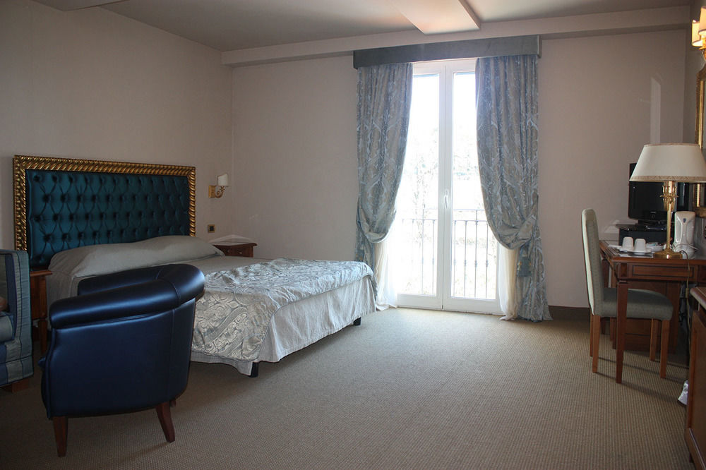 Santa Caterina Park Hotel Sarzana Exteriör bild
